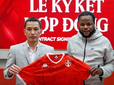 Bom Tấn V.League: Ronaldo Chính Thức Đổ Bộ Hải Phòng, Thay Thế Fred Friday