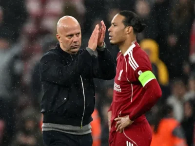 Sốc: Liverpool dưới thời Slot chỉ còn là đội bóng tầm trung, bị PSG ‘dạy cho bài học’ đẳng cấp